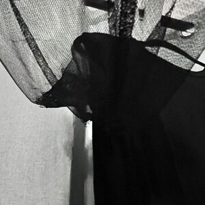 Shien Black Cold Shoulder Sleeve Laced Collar Size XL